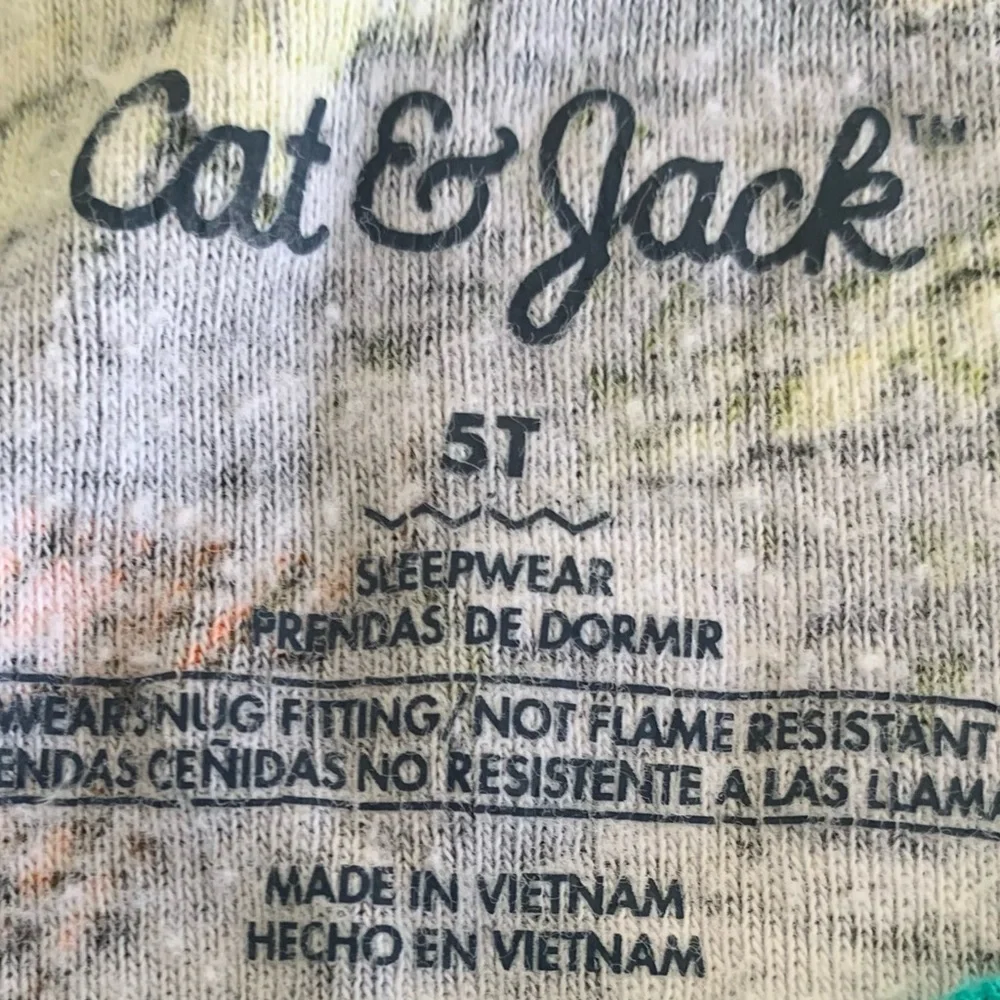 5 Sets of Colorful Kids' Graphic Pajama Sets - Picture 3 of 11